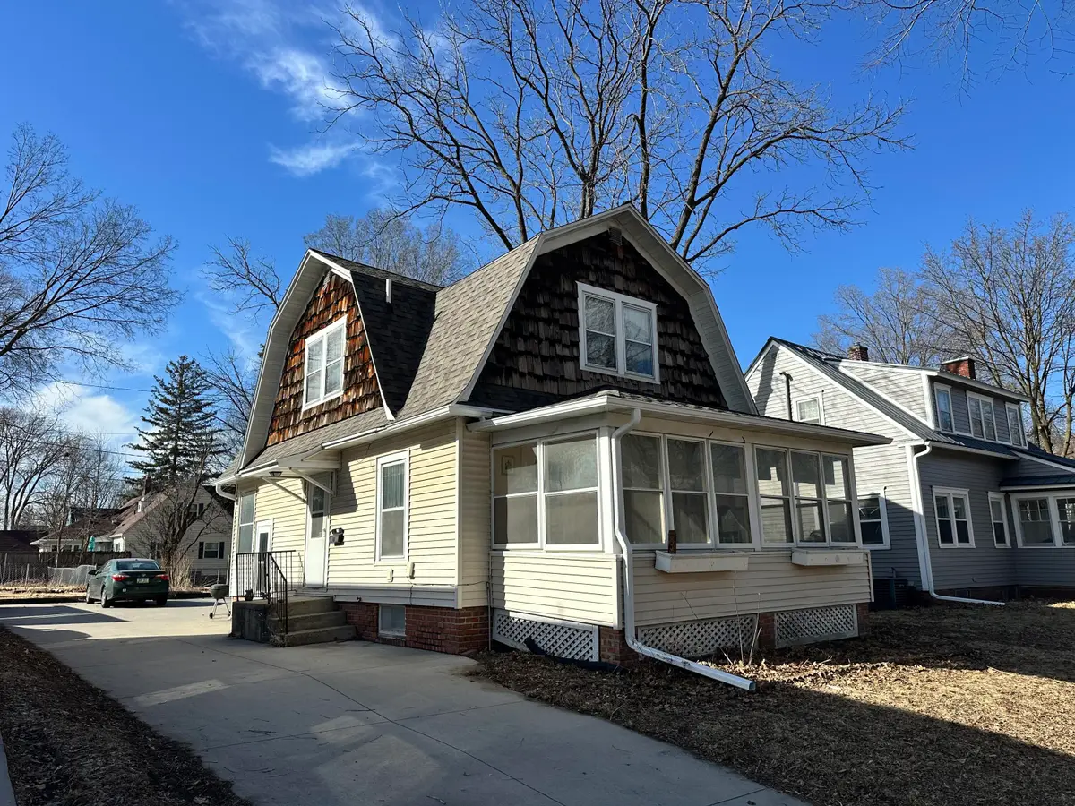 607 Lynn Avenue, Ames, IA 50014 - #1