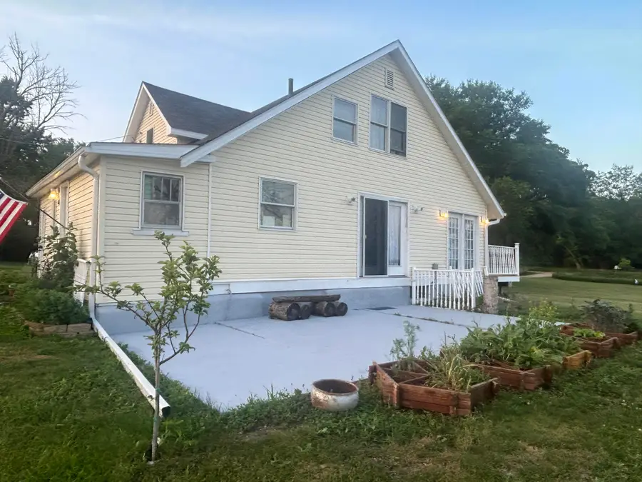 984 P Avenue, Jefferson, IA 50129 - #3