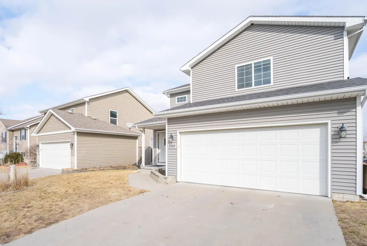 2888 Park Place, Norwalk, IA 50211 - #1
