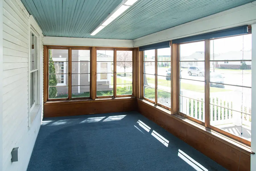 407 Broad Street, Story City, IA 50248 - #2
