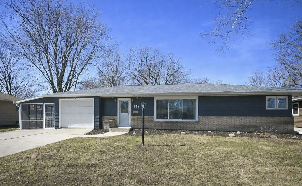 812 10th Street, Humboldt, IA 50548 - #1