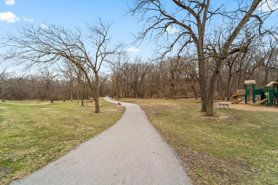 3207 Oakland Street, Ames, IA 50014 - #3