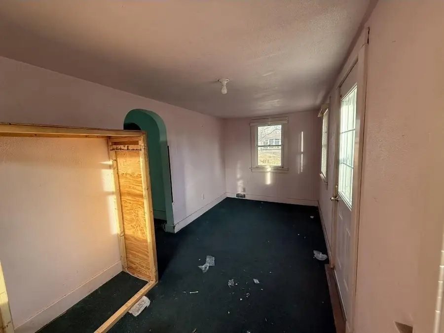 209 E Veterans Road, Laurens, IA 50554 - #3