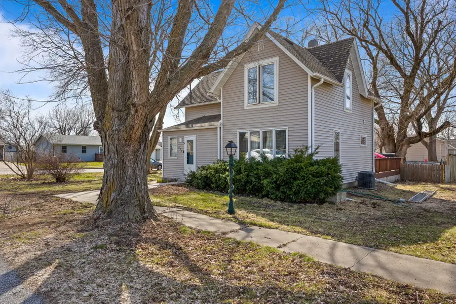 237 S Green Street, Roland, IA 50236 - #2