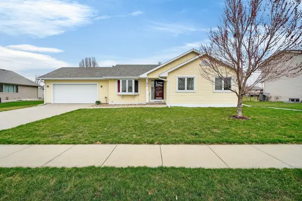 315 Prairie View Drive, Gilbert, IA 50105
