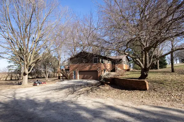 1269 Taylor Avenue, Belmond, IA 50421