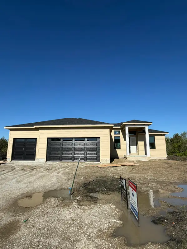 517 Timberline Drive, Gilbert, IA 50105