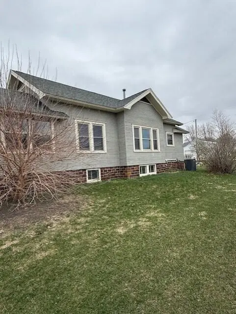 406 Amanda Street, Radcliffe, IA 50230 - #3