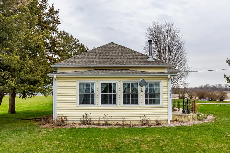 416 S Vine Street, Cambridge, IA 50046 - #2