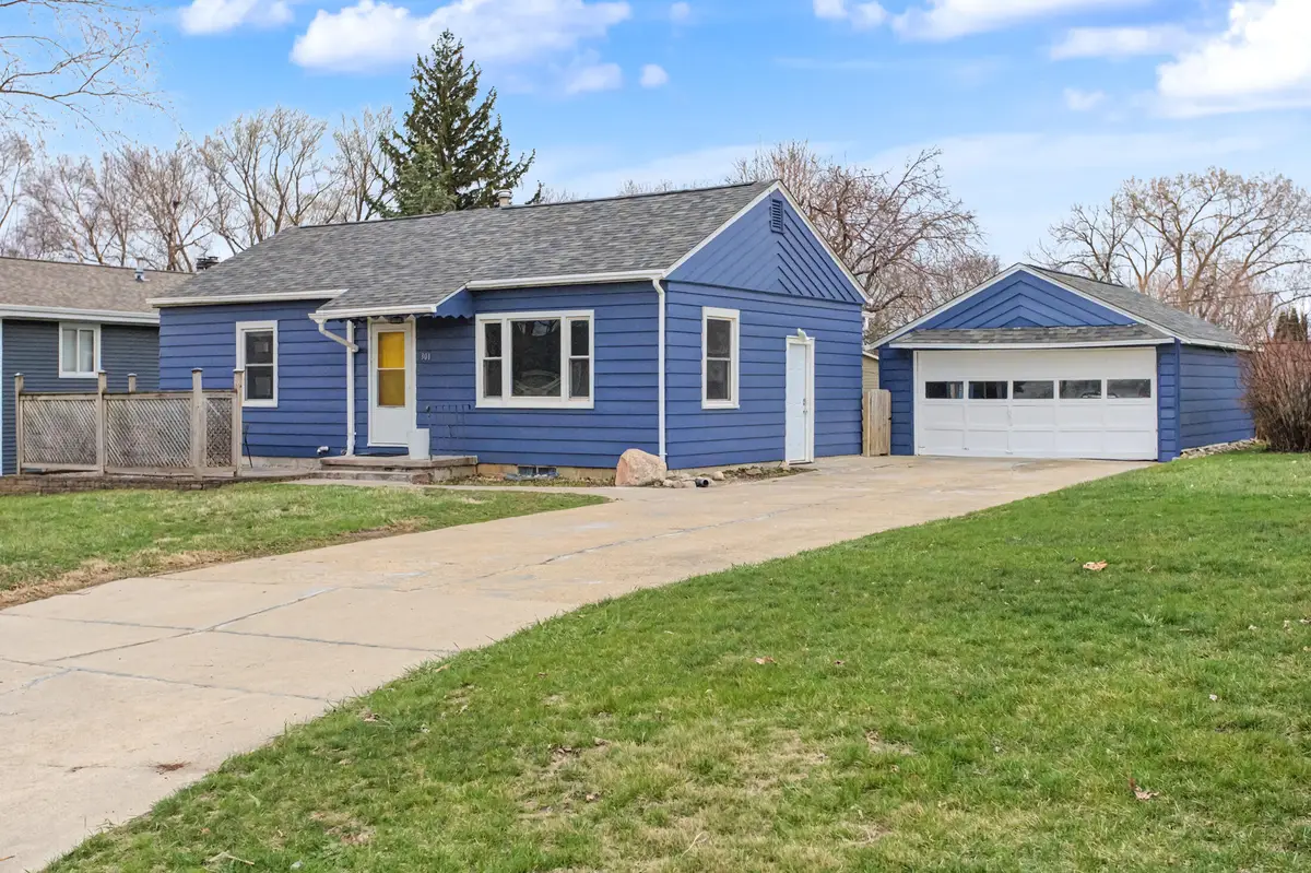 301 Abraham Drive, Ames, IA 50014 - #1