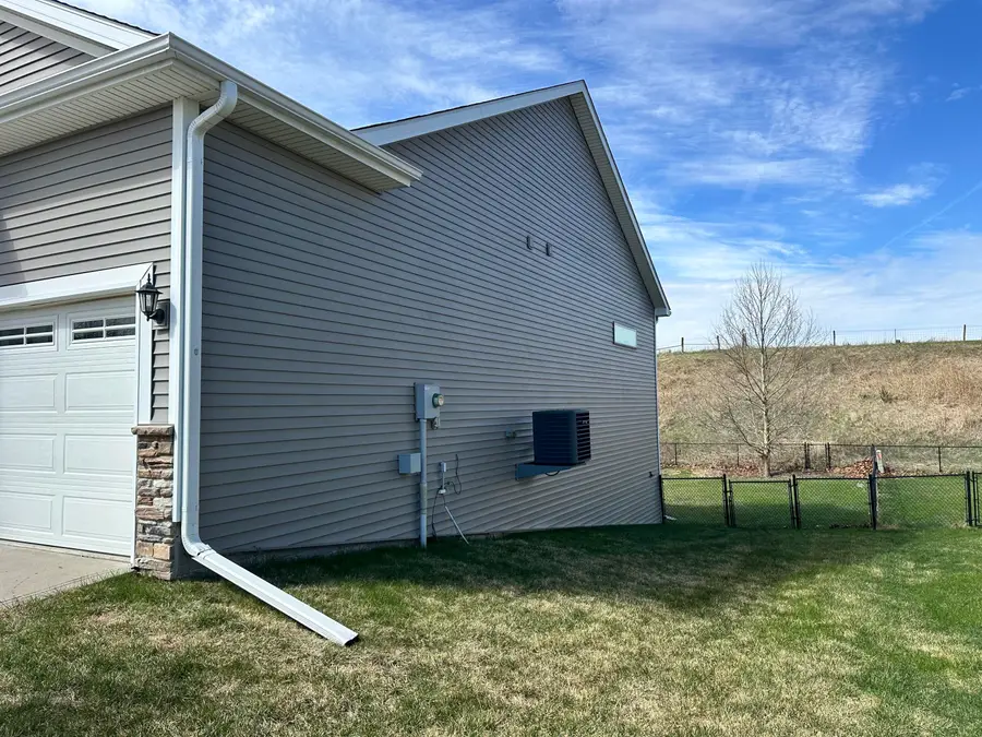 3021 Red Fox Road, Ames, IA 50014 - #3