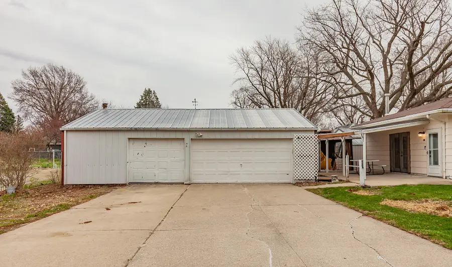 401 Walnut Avenue, Mitchellville, IA 50169 - #2