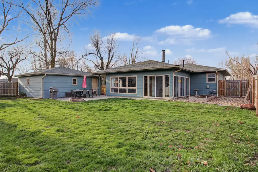 302 E 5th Street, Huxley, IA 50124 - #3