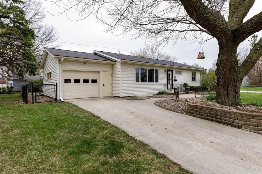 2102 Barr Drive, Ames, IA 50010 - #2