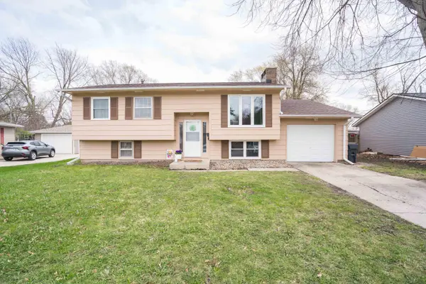 1002 Yuma Avenue, Ames, IA 50014