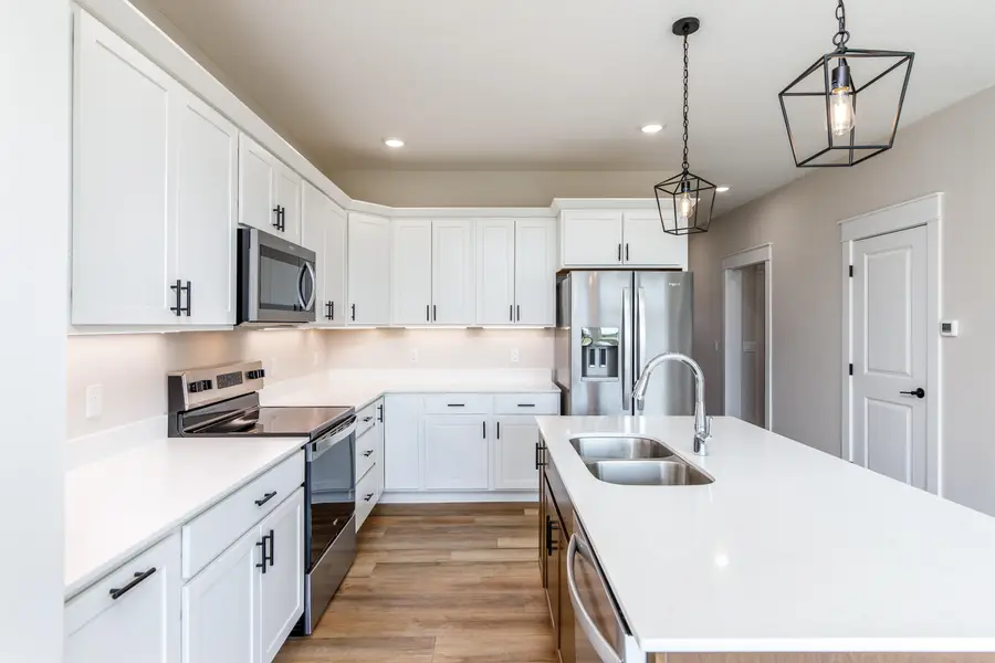 712 Academy Circle, Nevada, IA 50201 - #3