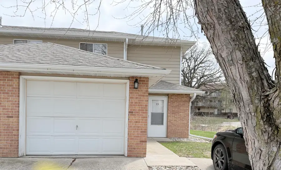 1530 Little Bluestem Ct #23, Ames, IA 50014 - #2