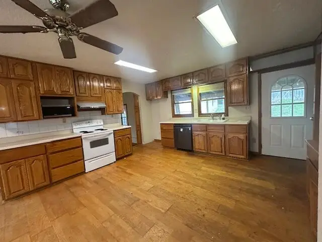 636 1st Street, Fort Dodge, IA 50501 - #3