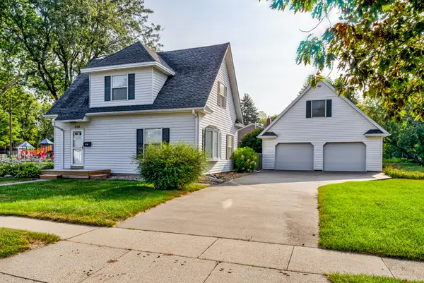 828 Carroll Avenue, Ames, IA 50010