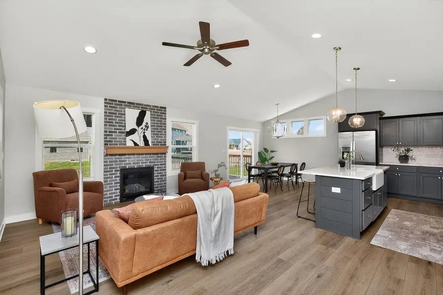 208 11th Court, Bondurant, IA 50035 - #2