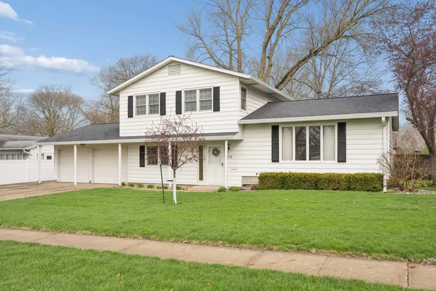 2715 Cleveland Drive, Ames, IA 50010 - #2