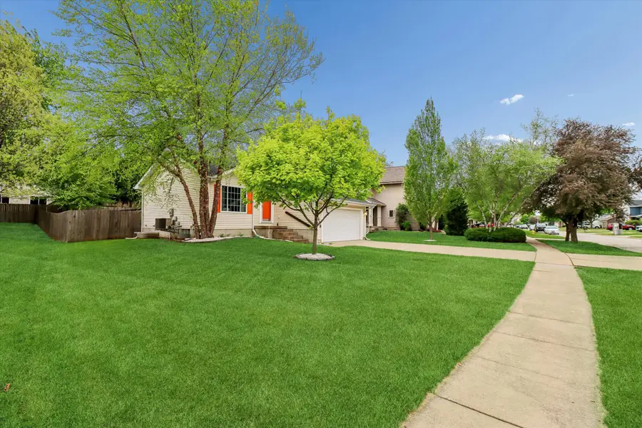 4638 Meadow Valley Drive, West Des Moines, IA 50265 - #2