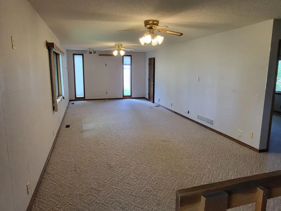 2177 200th Street, Boone, IA 50036 - #2