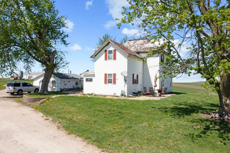 4042 200th Street, Brooklyn, IA 52211 - #2