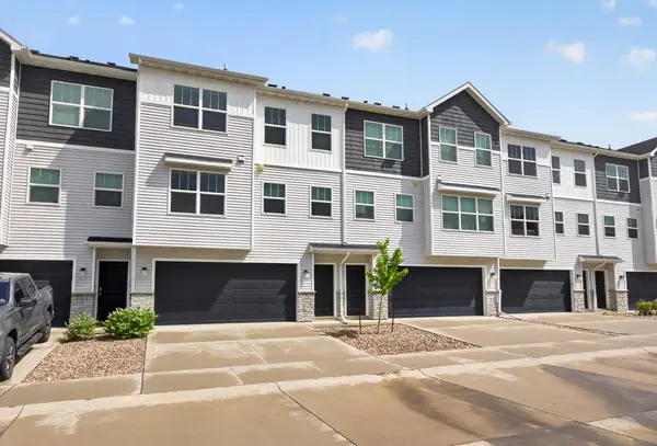 156 NE 22nd Lane, Ankeny, IA 50021