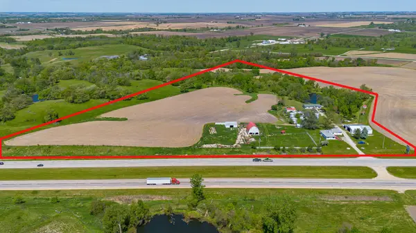 9573 Hwy 330, Collins, IA 50055