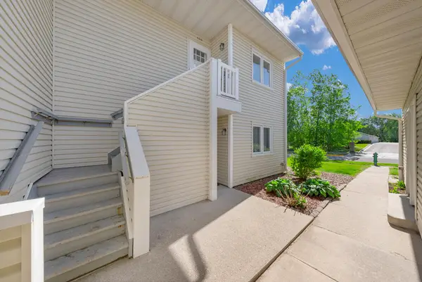 404 Faulkner Court, Ames, IA 50014