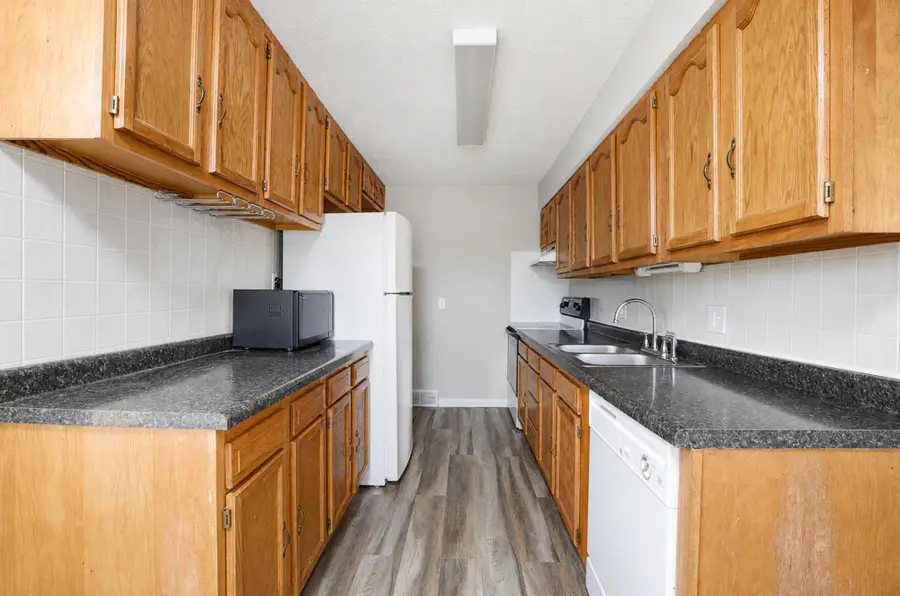 1143 Rittenhouse Street, Des Moines, IA 50315 - #2
