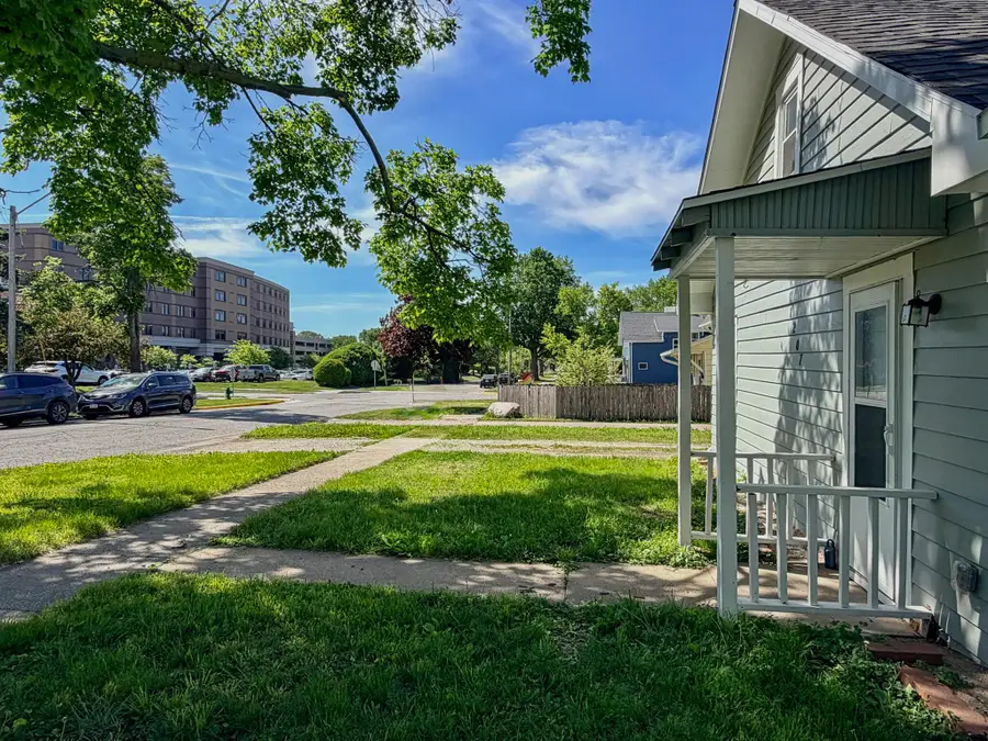 1207 Kellogg Avenue, Ames, IA 50010 - #2