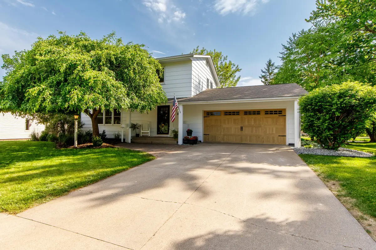 2515 Eisenhower Avenue, Ames, IA 50010 - #1