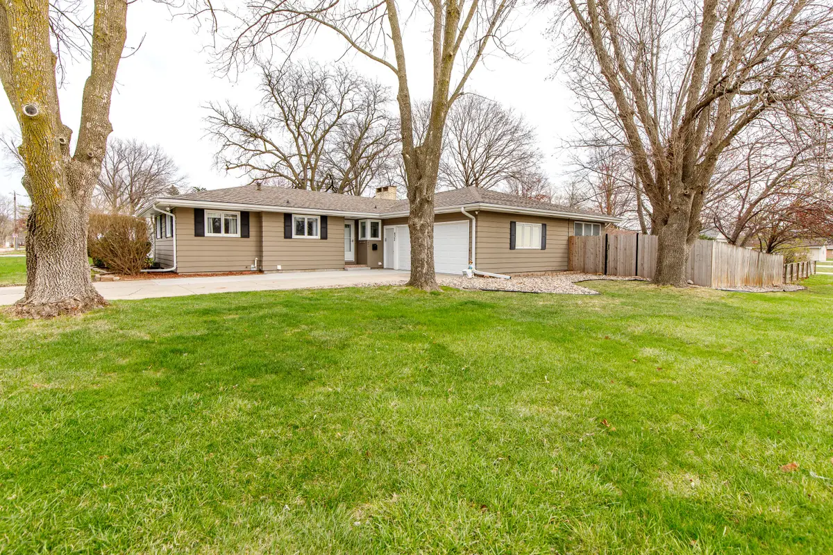 632 20th Street, Ames, IA 50010 - #1