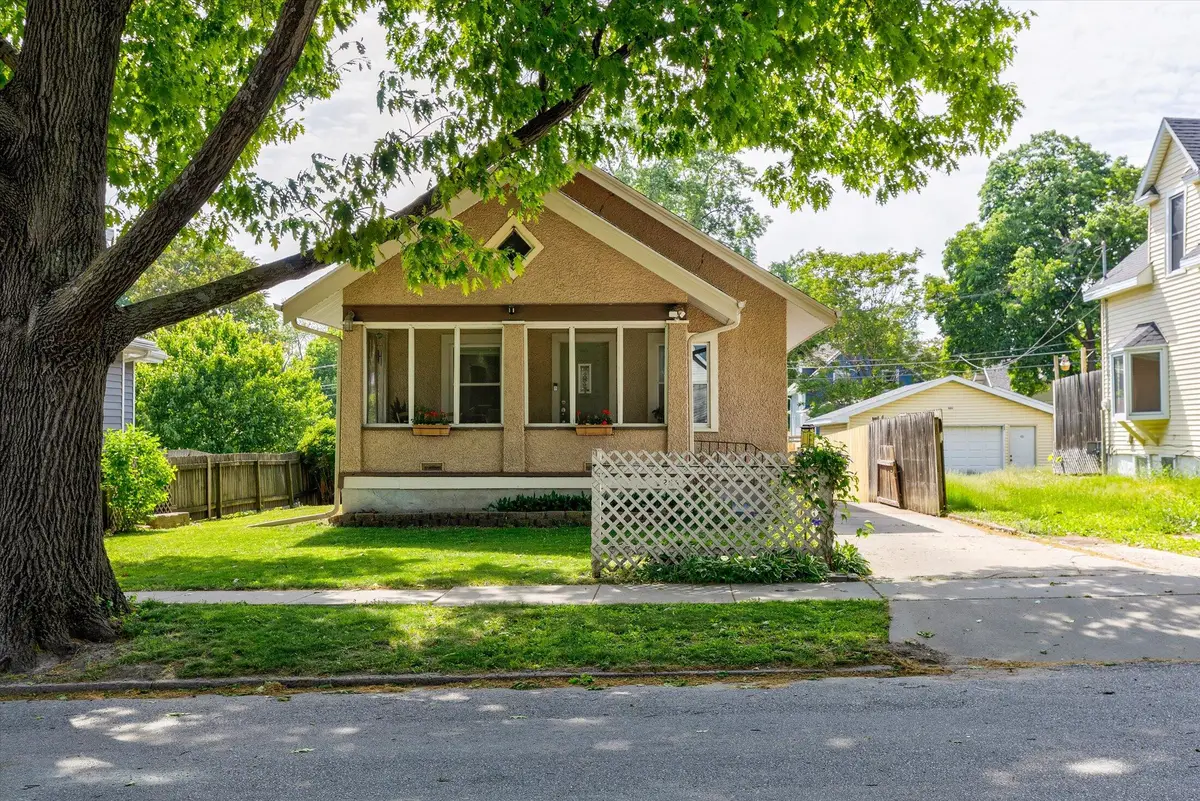 2206 E 13th Street, Des Moines, IA 50316 - #1