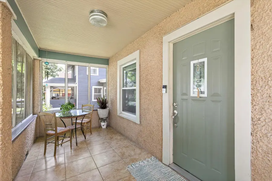 2206 E 13th Street, Des Moines, IA 50316 - #3