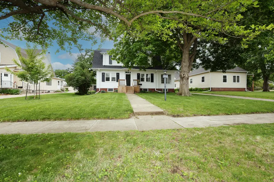 422 S Boone Street, Boone, IA 50036 - #3