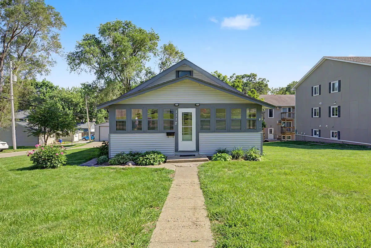 1112 Vine Street, West Des Moines, IA 50265 - #1