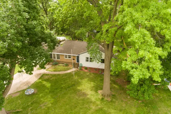 2736 Payne Road, Des Moines, IA 50310