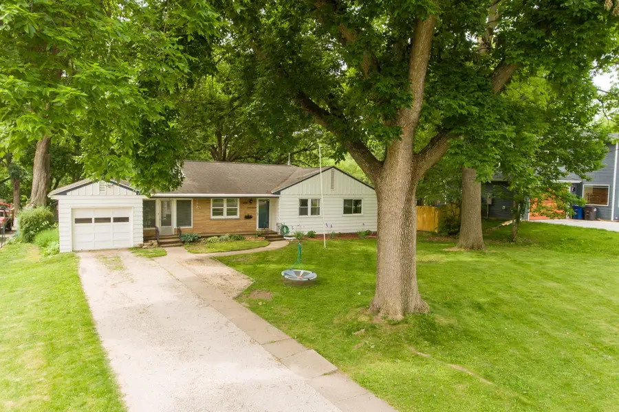 2736 Payne Road, Des Moines, IA 50310 - #2