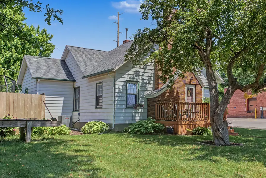 415 K Avenue, Nevada, IA 50201 - #2