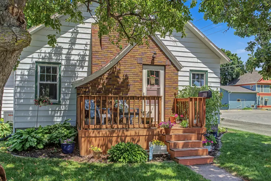 415 K Avenue, Nevada, IA 50201 - #3
