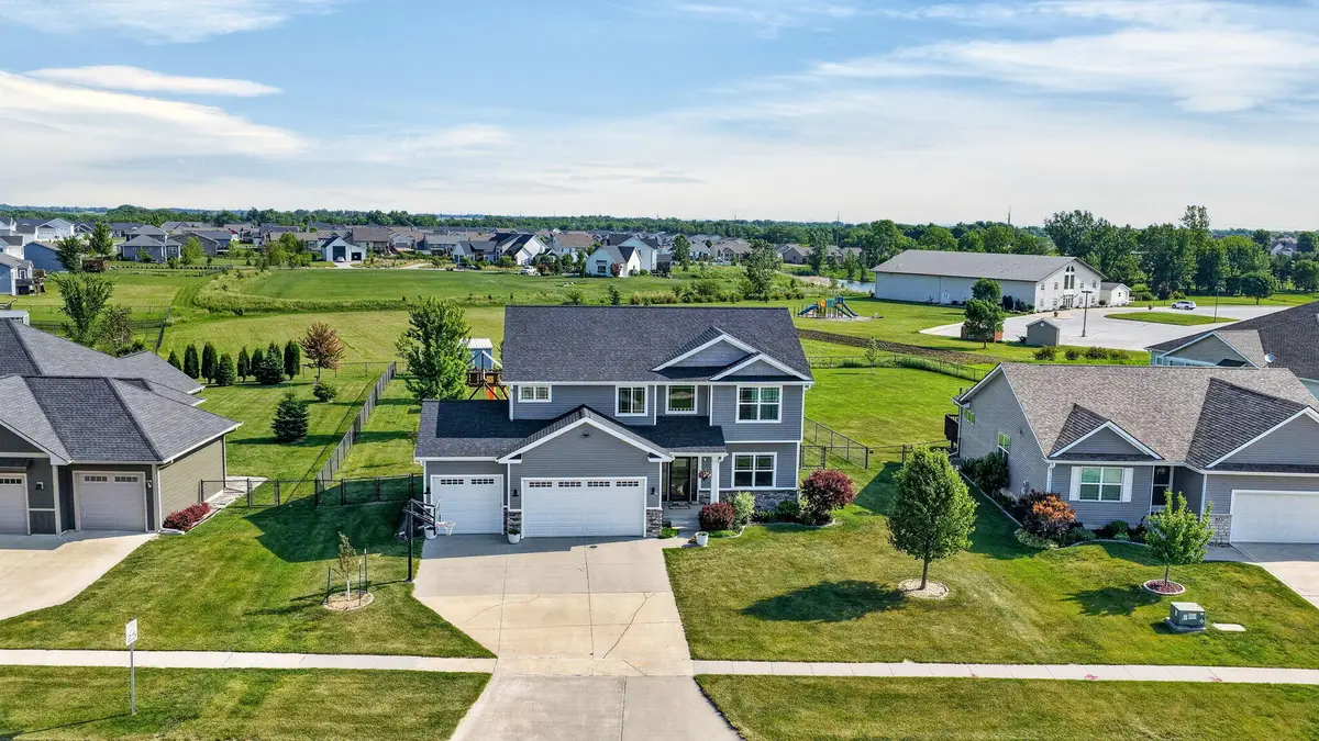 818 Ballard Drive, Huxley, IA 50124 - #1