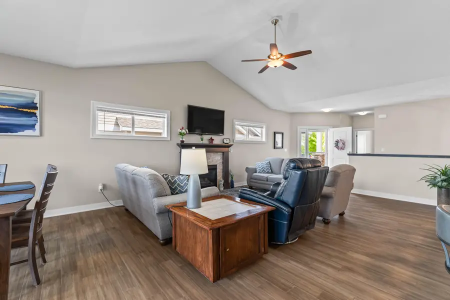 486 Bella Vista Court, Huxley, IA 50124 - #3