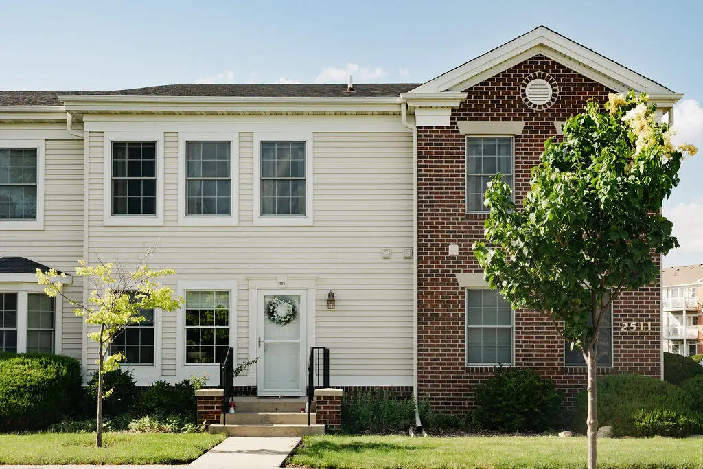 2511 Bristol Drive, Ames, IA 50010 - #1