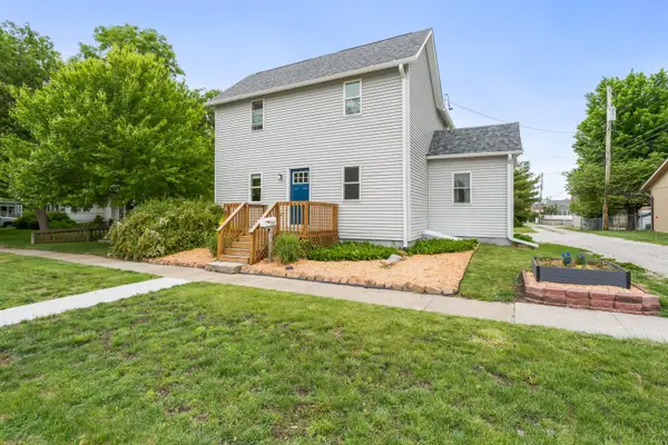 915 G Avenue, Nevada, IA 50201
