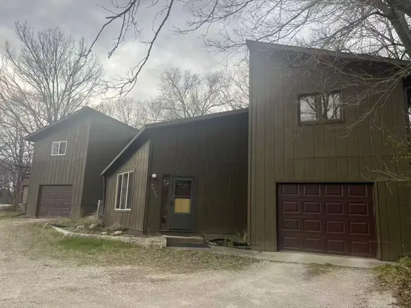 2823-2825 Ontario Street, Ames, IA 50014
