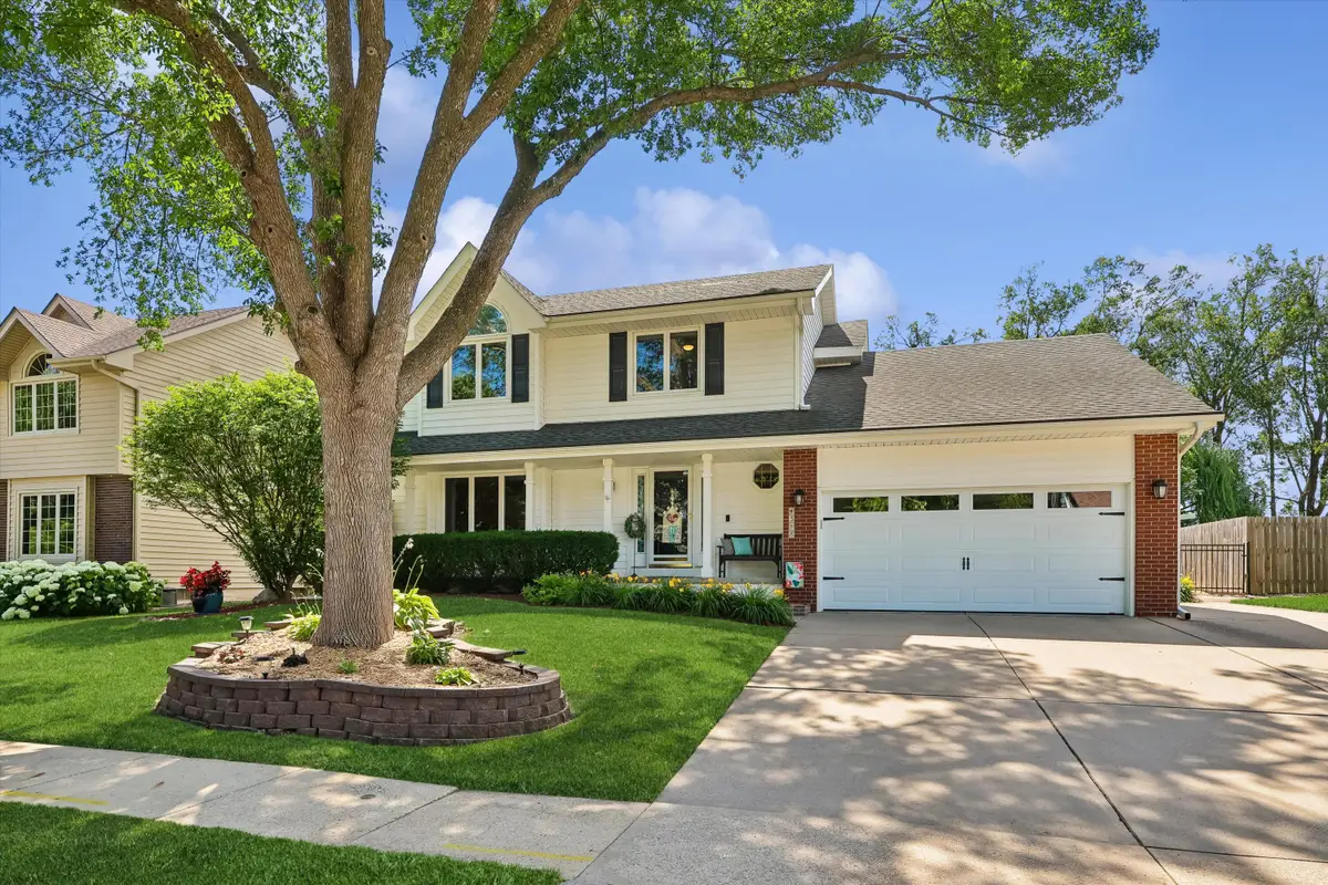 4318 101st Street, Urbandale, IA 50322 - #1