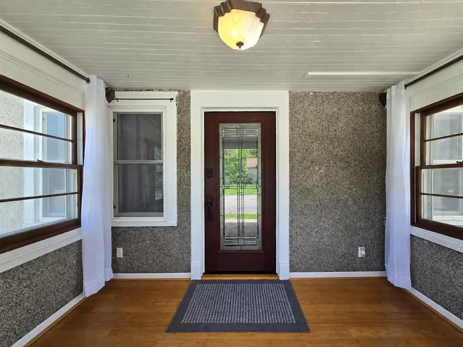 1108 Lincoln Way, Ames, IA 50010 - #3